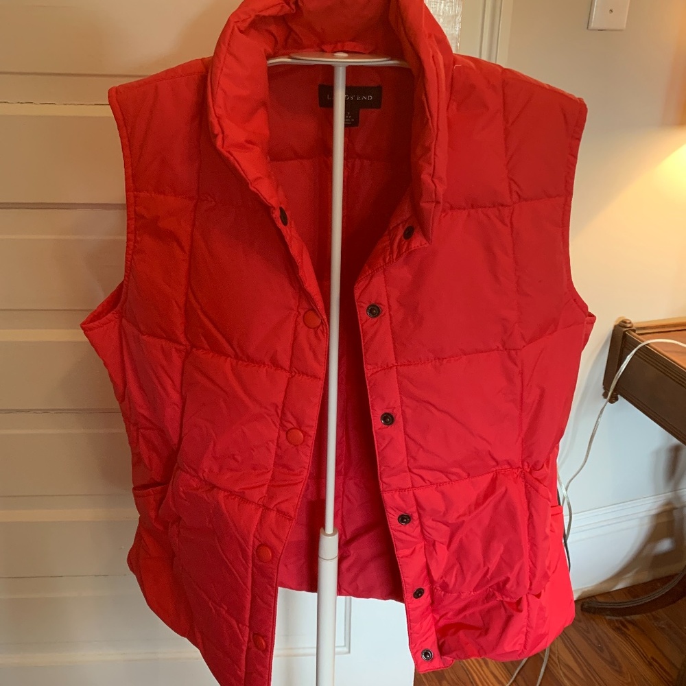 Lands‎ end goosefown filled vest. Never worn